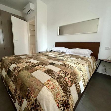 Cozy Apartment San Siro Milan Bagian luar foto